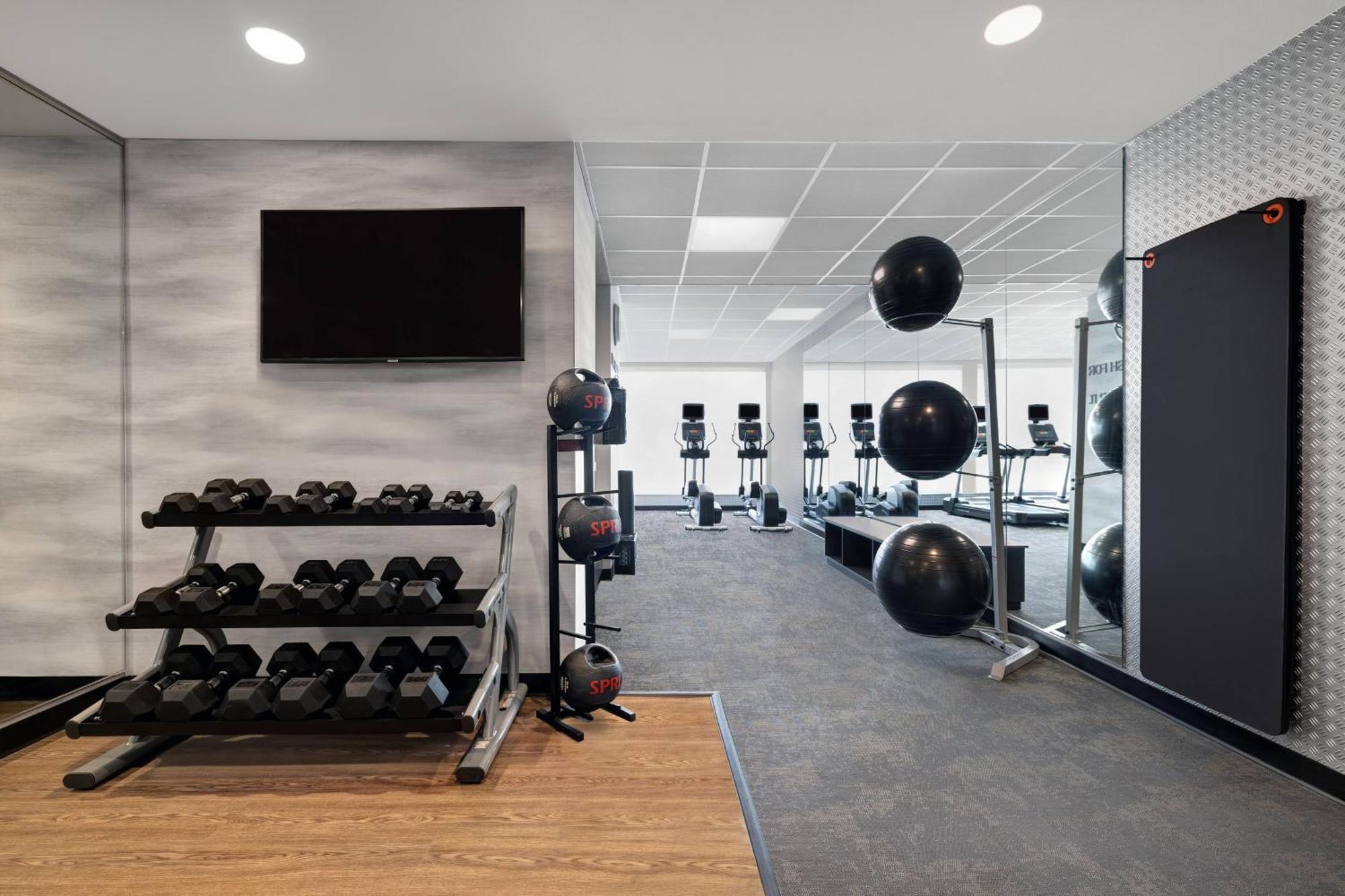 Fairfield Inn & Suites By Marriott Milwaukee Brookfield Exteriér fotografie